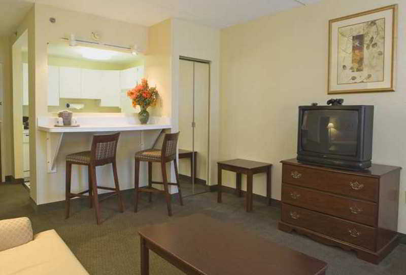 Hampton Inn Cleveland-Solon Δωμάτιο φωτογραφία